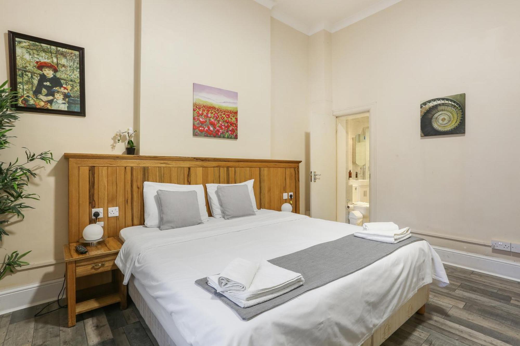 Beiroom Hyde Park Apartment *