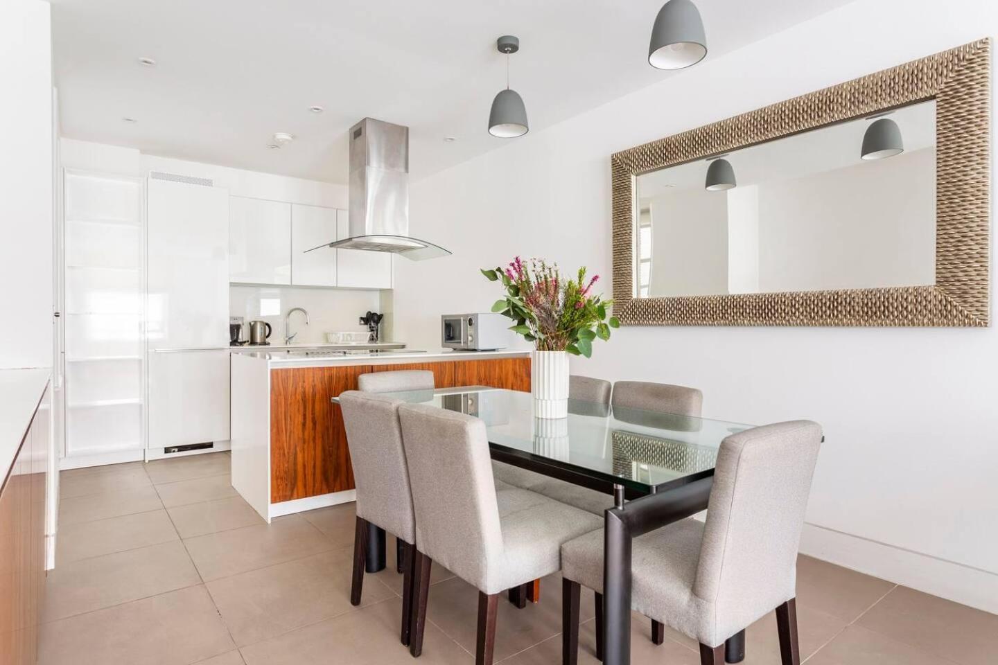 - 2 Beds - Sleeps 4 - Lift Apartamento Londres
