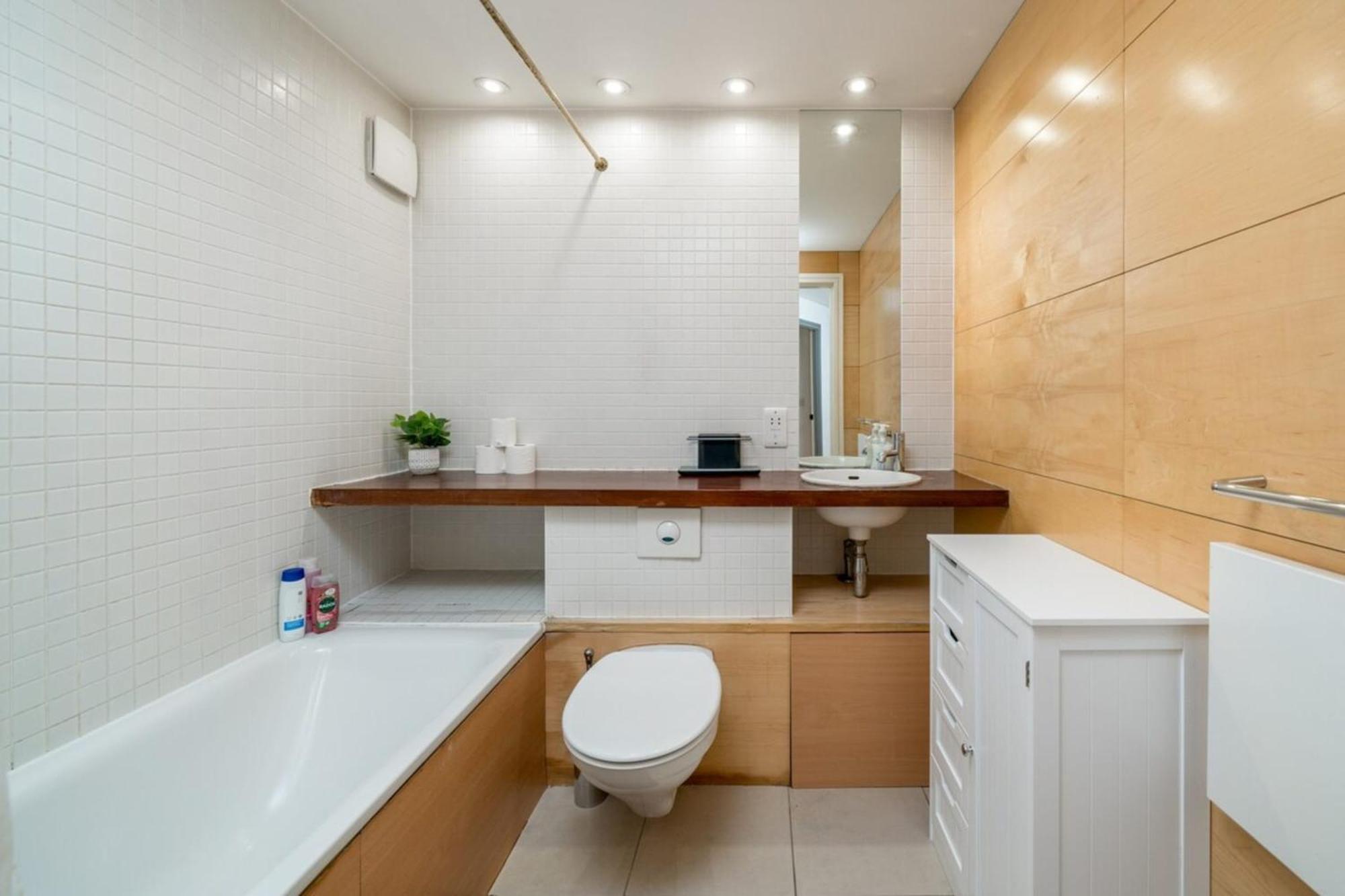 Lovely 3bd Flat, Parking, Sleeps Six Close To O2 Apartamento *