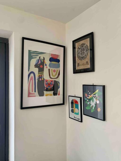 Apartment 2 Bedrooms With Private Garden Walking Distance To Underground Ideal For Families *