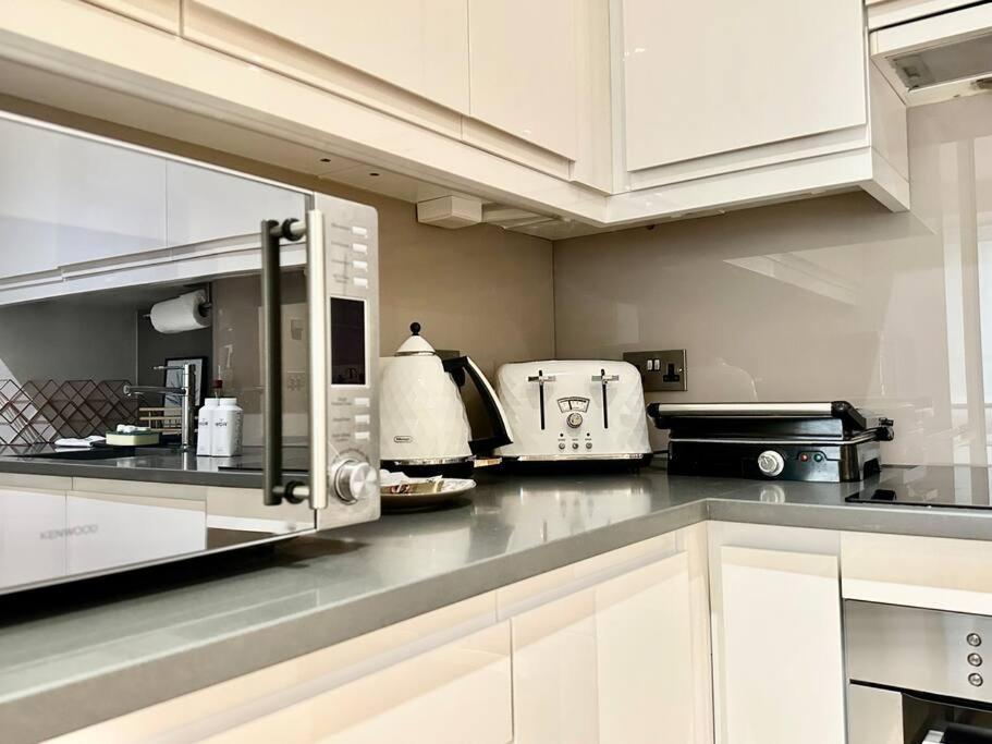 Modern 2 Bedroom In Central Apartamento Londres