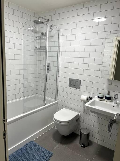 Stunning 2 Bedroom In Marylebone High St Apartment *