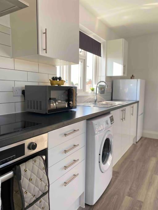 Lively Loft 30min To Apartment
