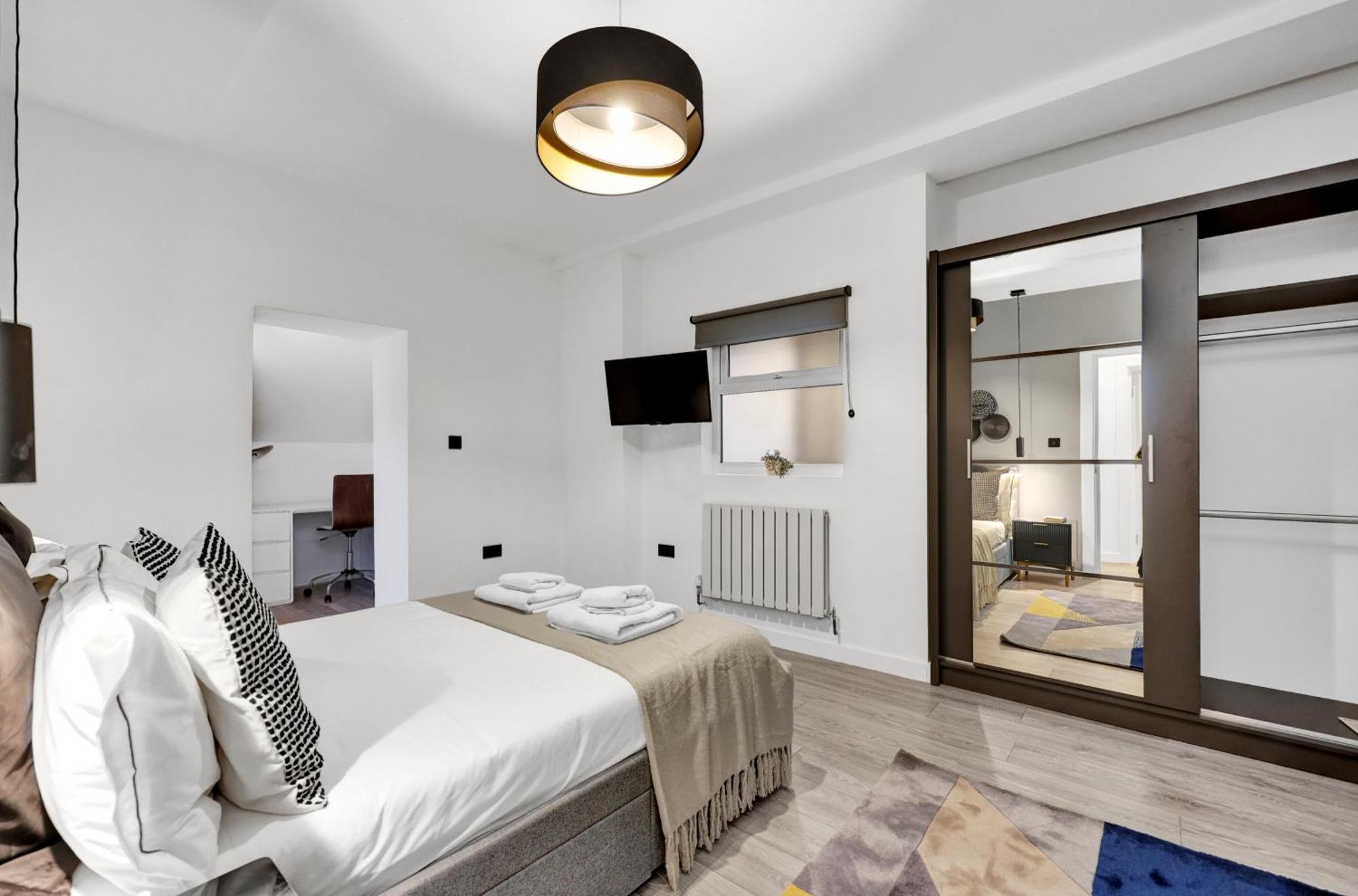 Hilldrop Short Term & Flexible Renting Islington With Free Wifi, Parking & Garden London