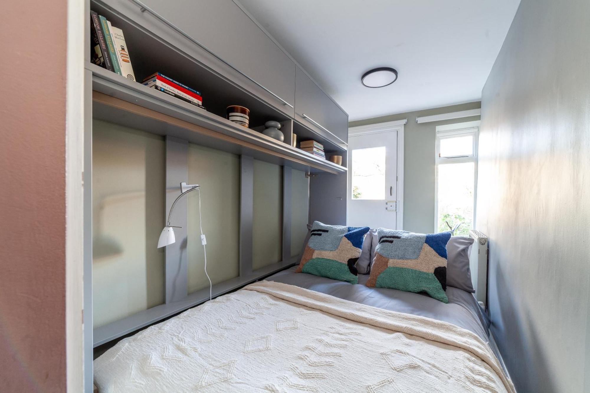 Arte - 2 Bed Luxurious Flat, Garden, 5min Dalston St., Parking Available, Serviced - Up To 5 Ppl Apartment