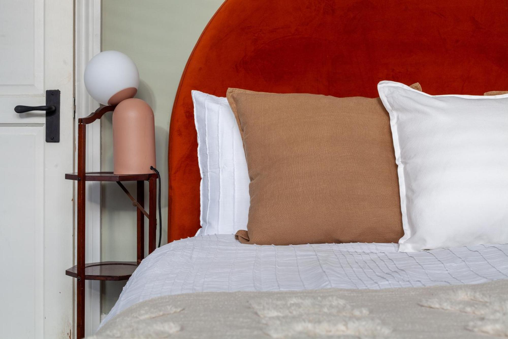 Arte - 2 Bed Luxurious Flat, Garden, 5min Dalston St., Parking Available, Serviced - Up To 5 Ppl Apartment *