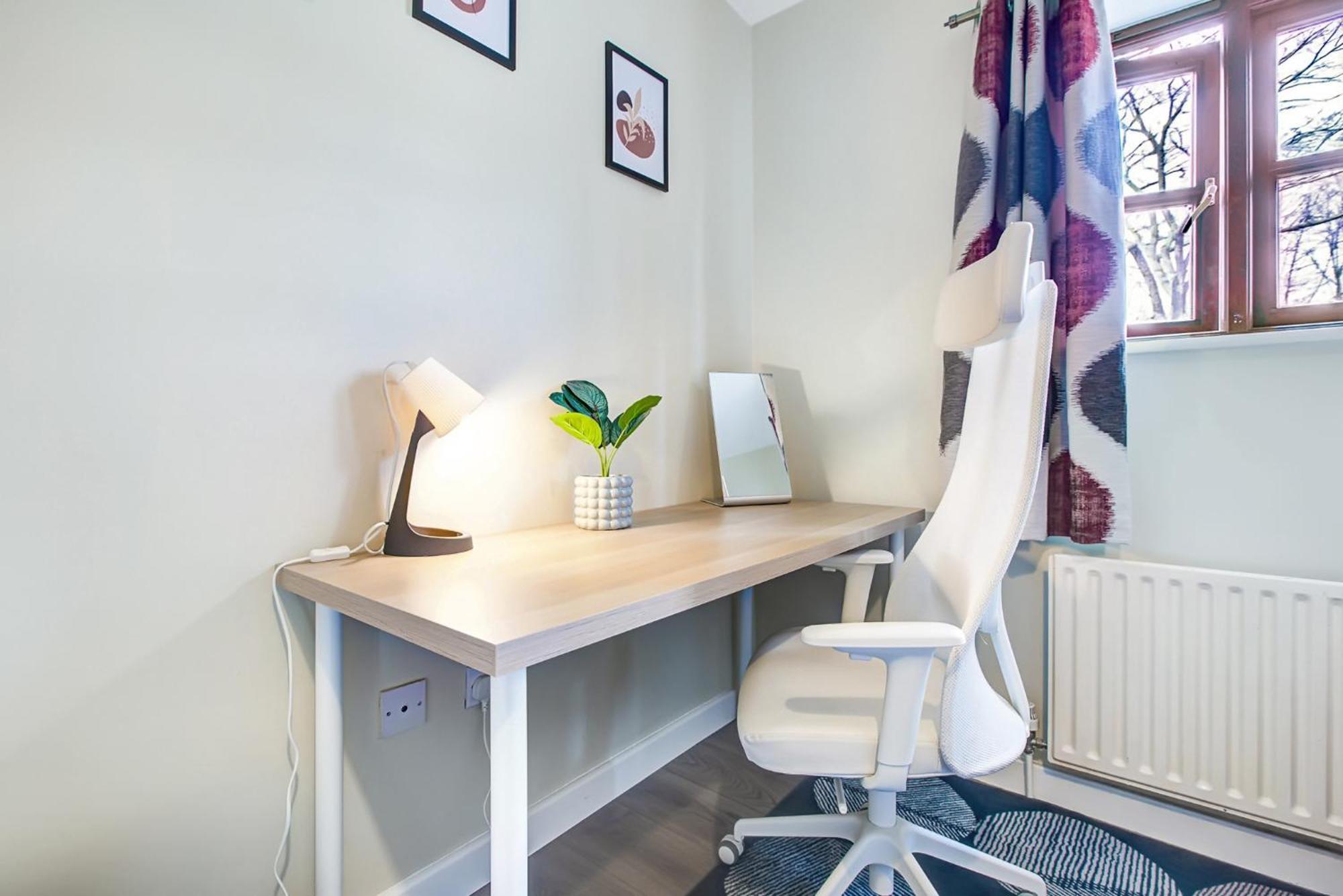 Spacious & Modern 2 Bed Sleeps 5 In Walthamstow Apartamento