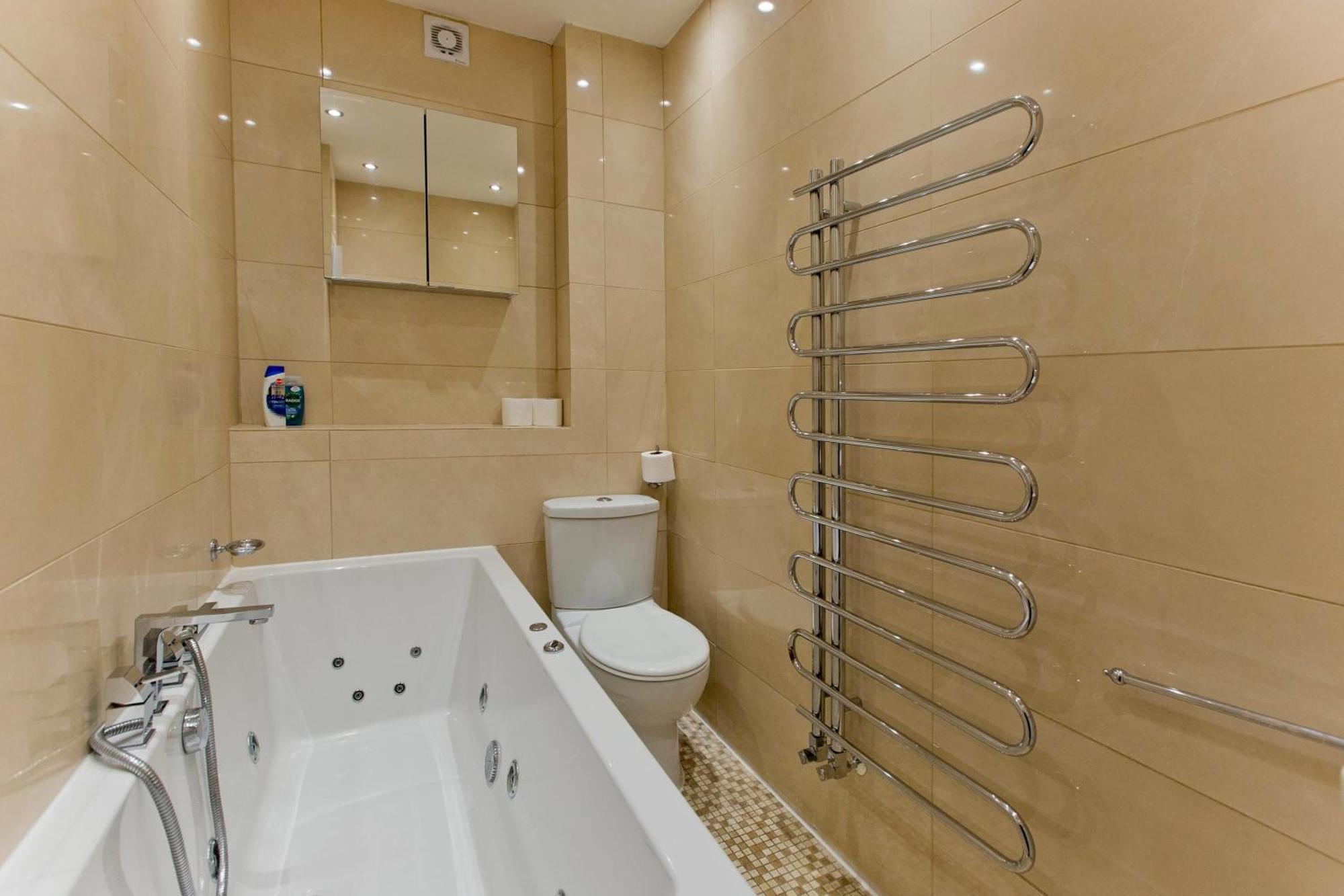 Marylebone 2 Bed Near Harley St & Regents Park Apartment