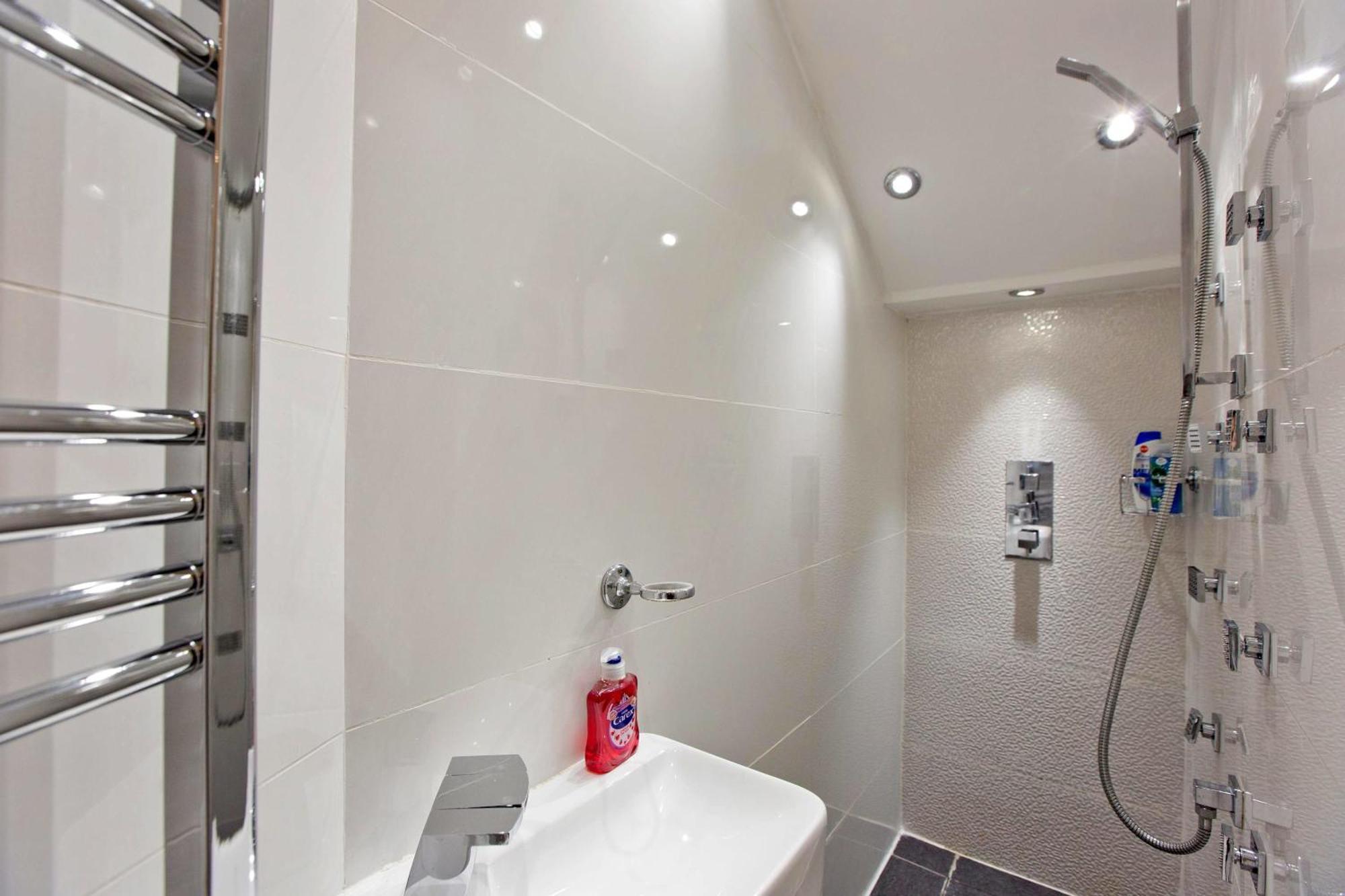 Marylebone 2 Bed Near Harley St & Regents Park Apartment *