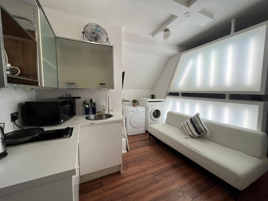 Modern Cosy Studio In Barbican - Green - F2 Londres