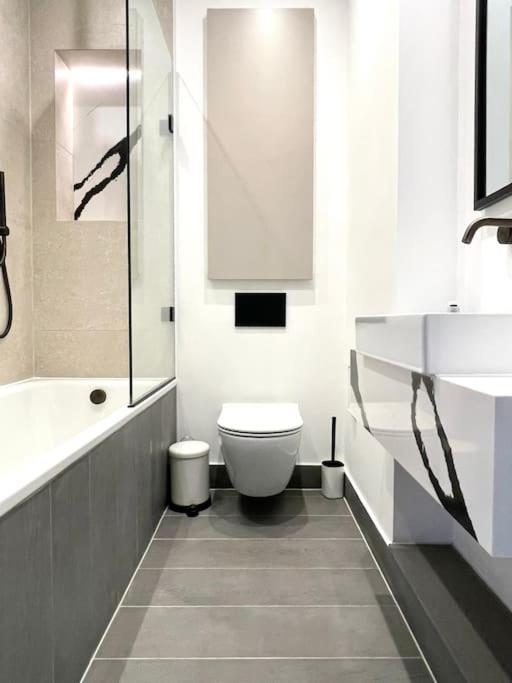 Apartamento & Stylish 2 Bedroom Londres