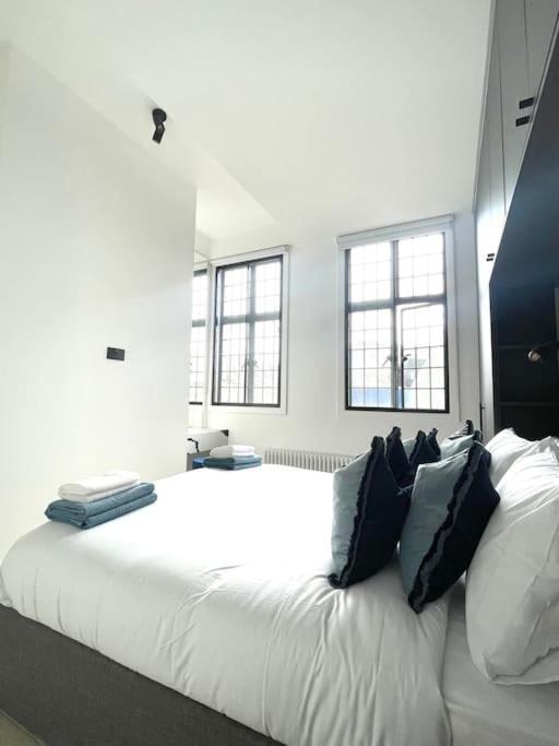 & Stylish 2 Bedroom Apartamento