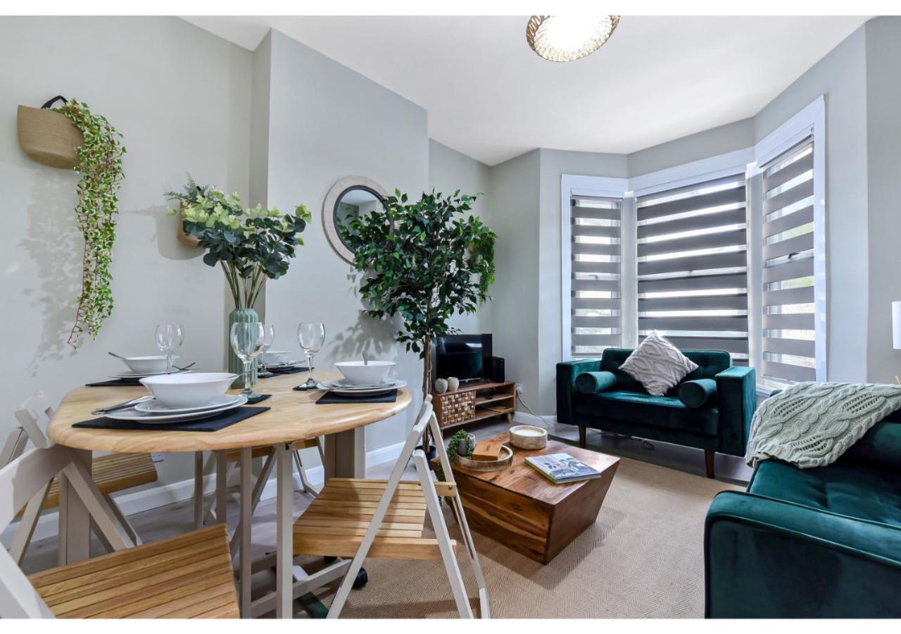 Apartment Great 4br House *