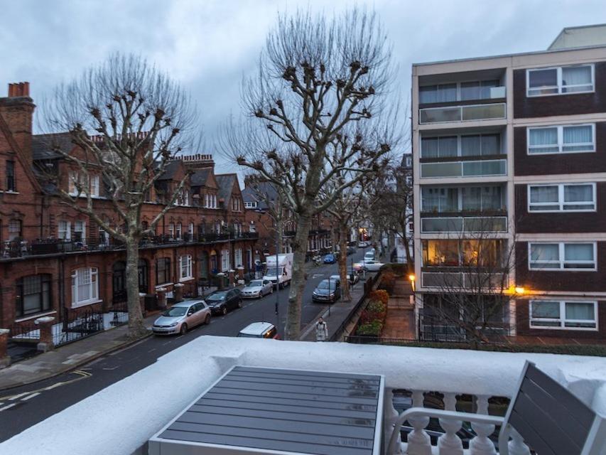 Spacious 1 Bed In West Kensington Or Hammersmith Apartment