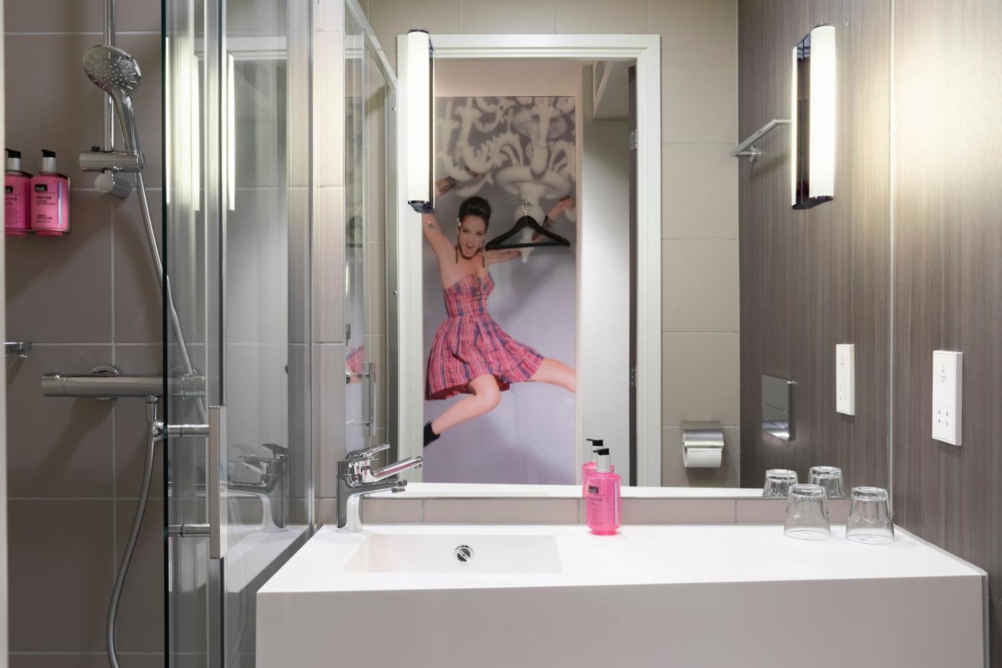 Moxy Excel Hotel Londres