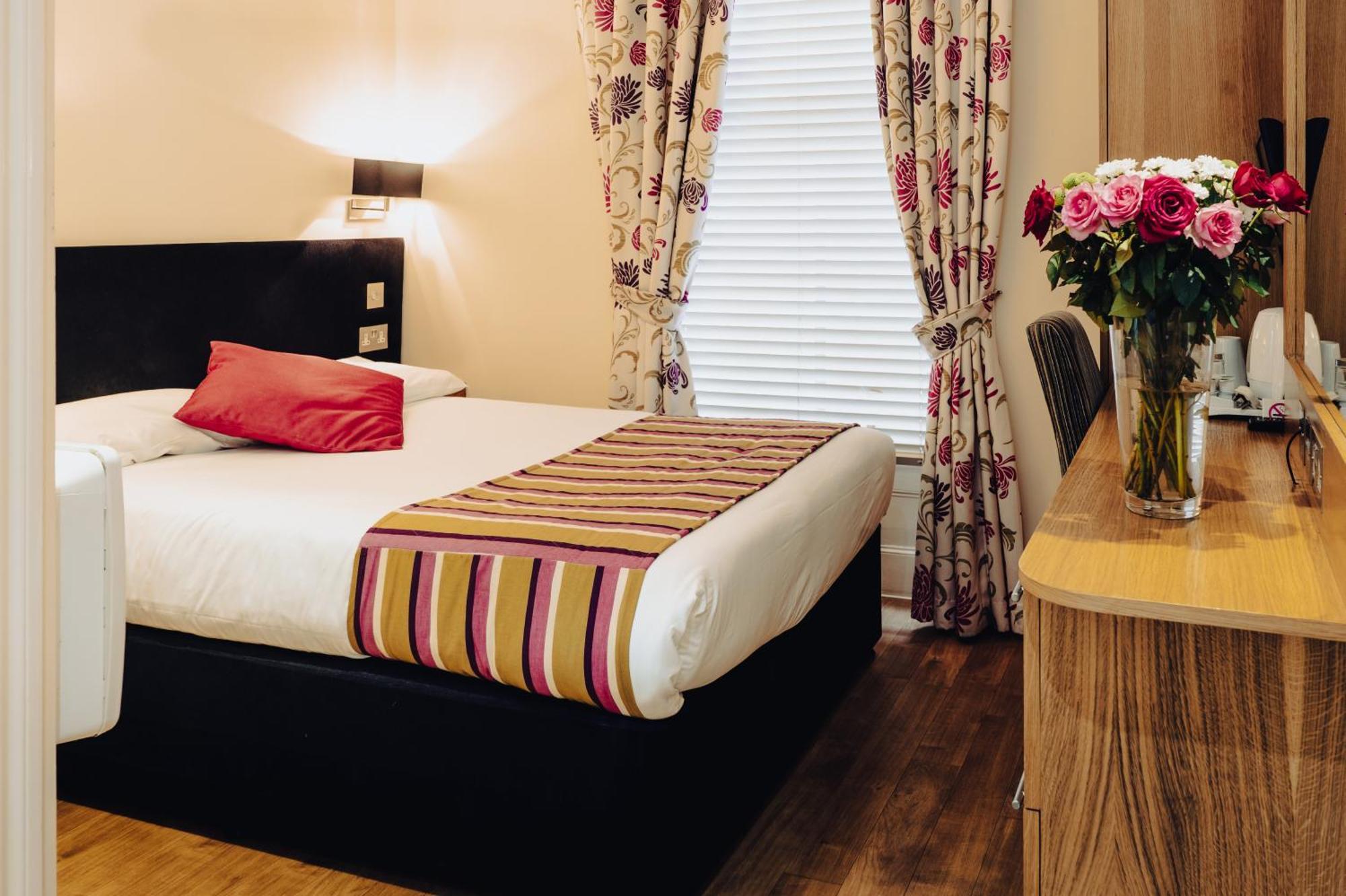 Athena Hotel London