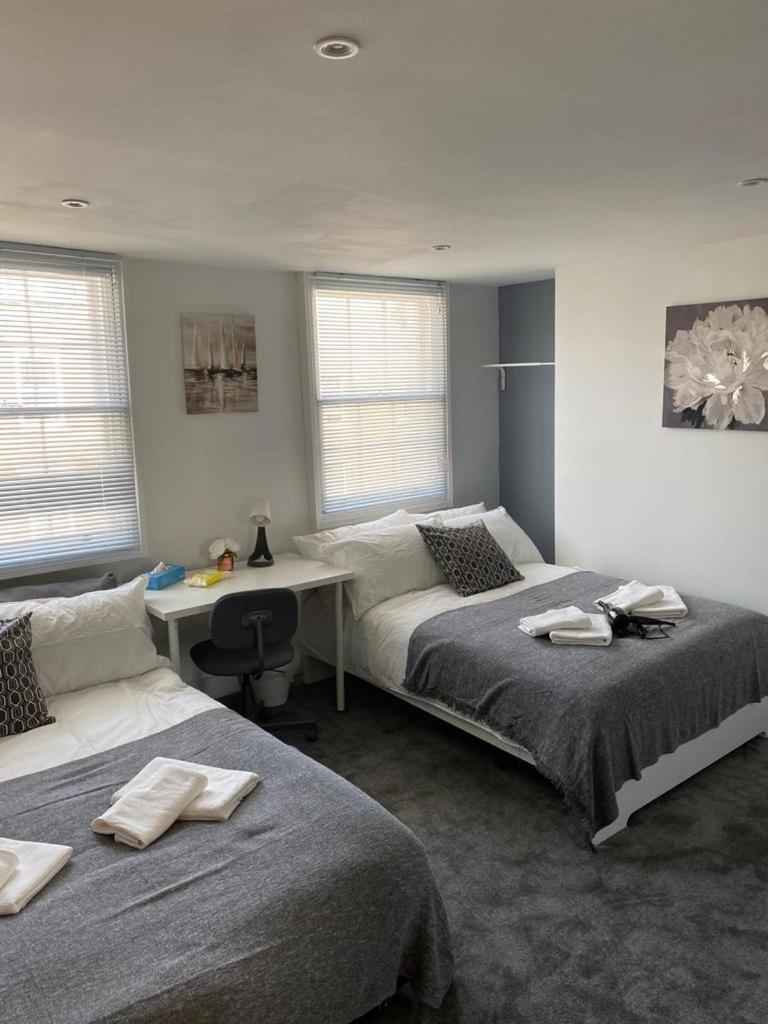 Comfy Private Bedrooms Near Euston, Privatunterkunft London