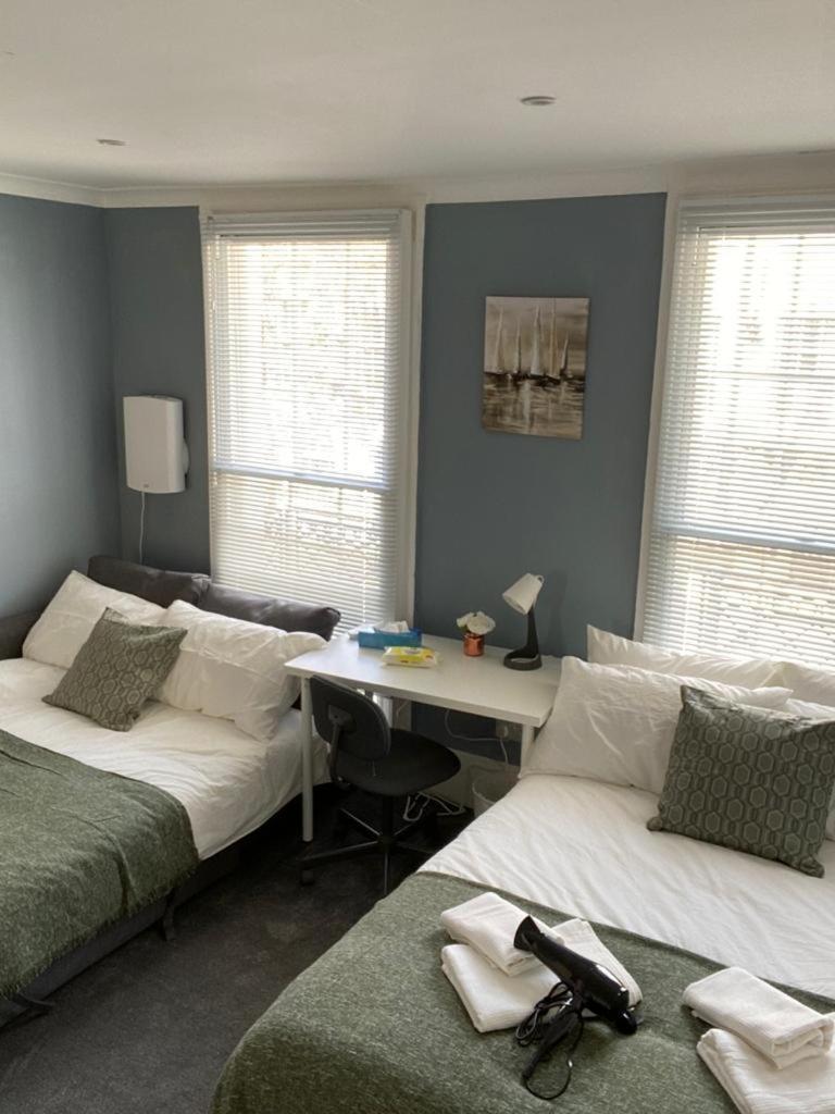 Comfy Private Bedrooms Near Euston, Privatunterkunft London