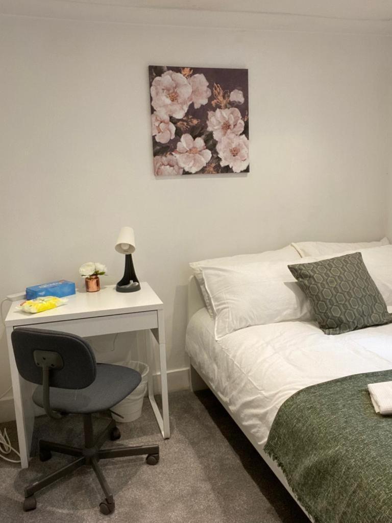 Comfy Private Bedrooms Near Euston, Privatunterkunft *