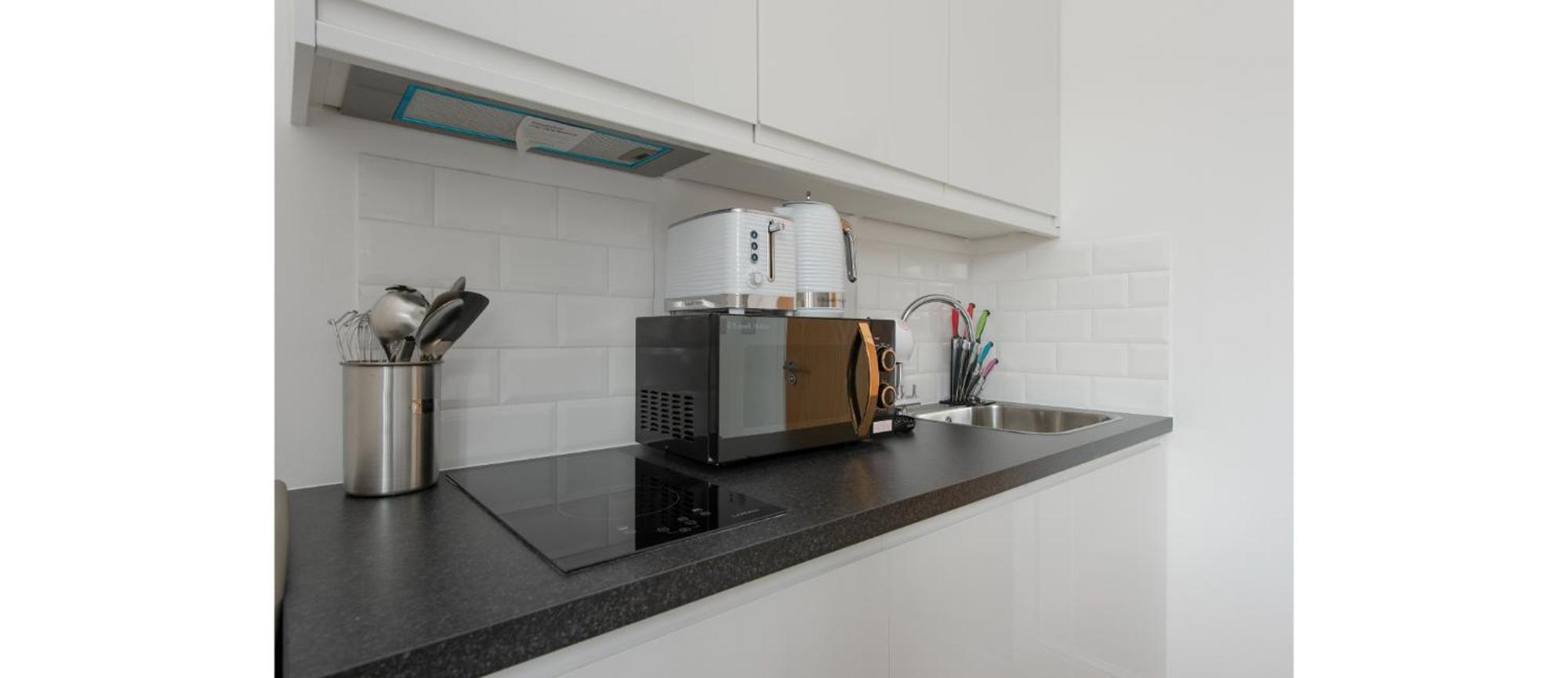 Apartment In Style Close To Everything *
