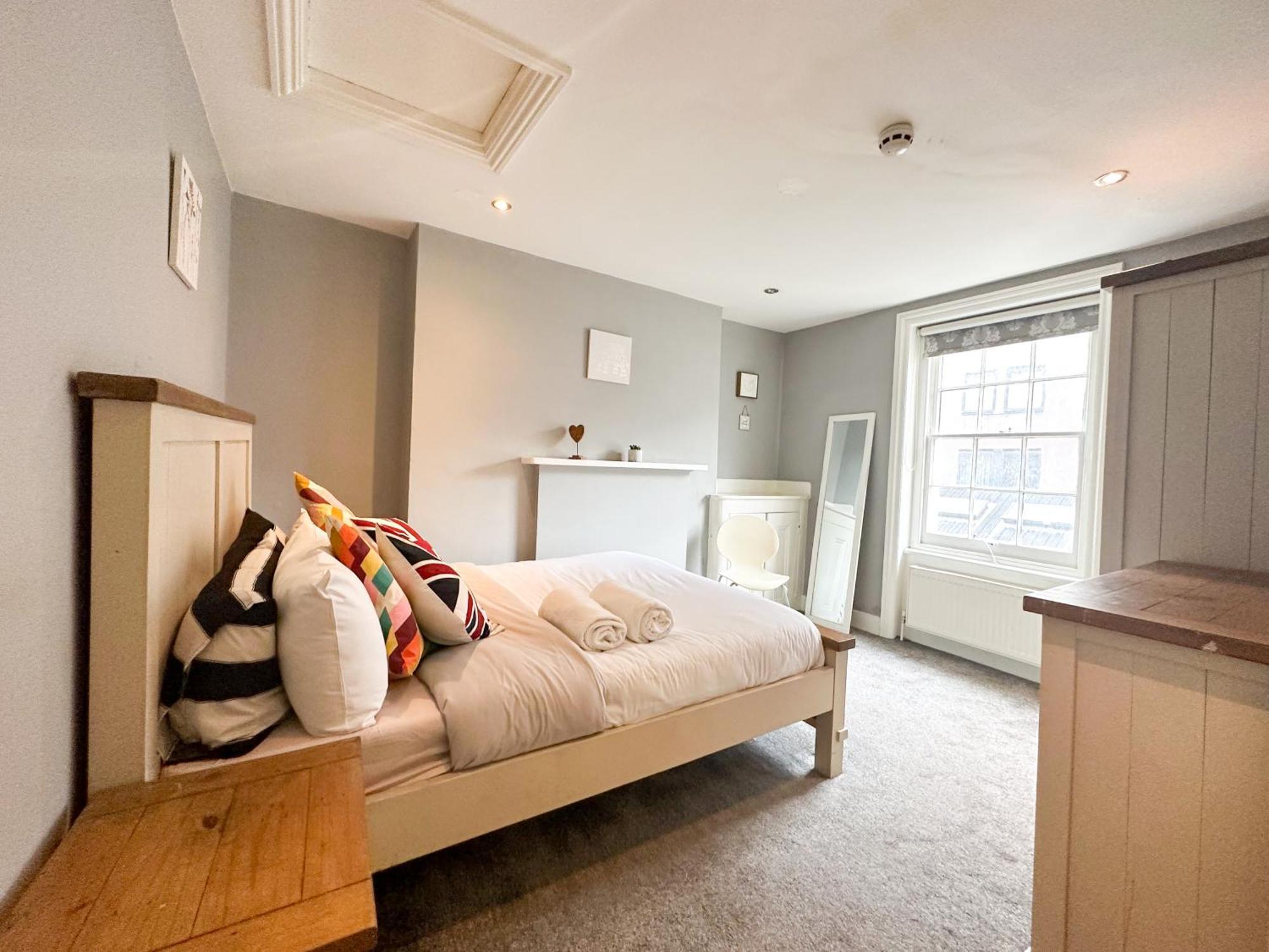Guest house In Oxford Street *