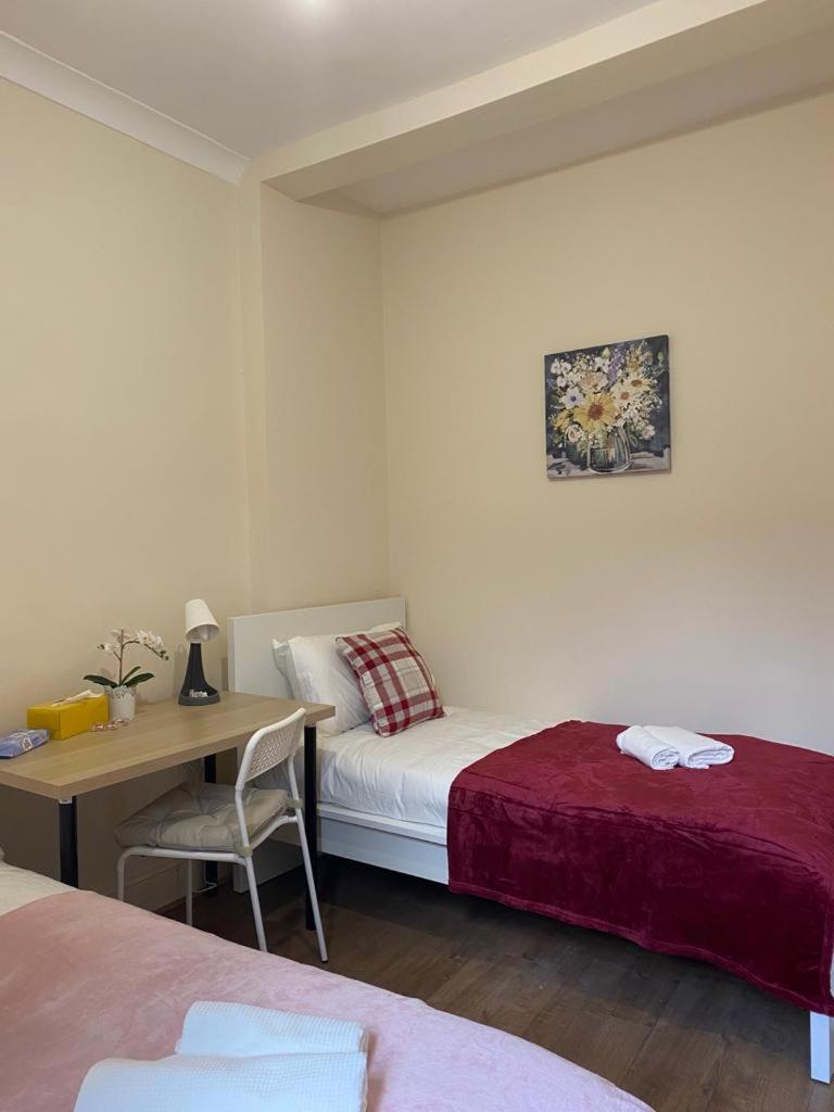 Lovely Private In Camden, *
