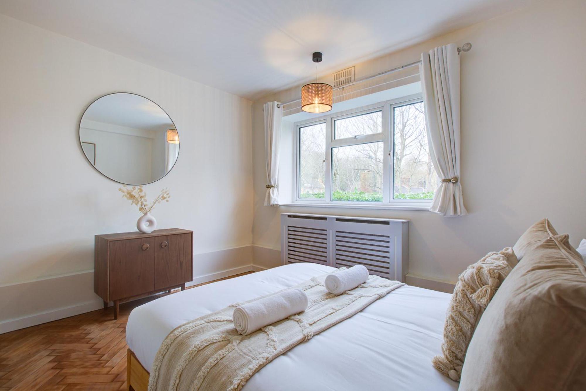 Apartment Artsy Serviced - Highgate