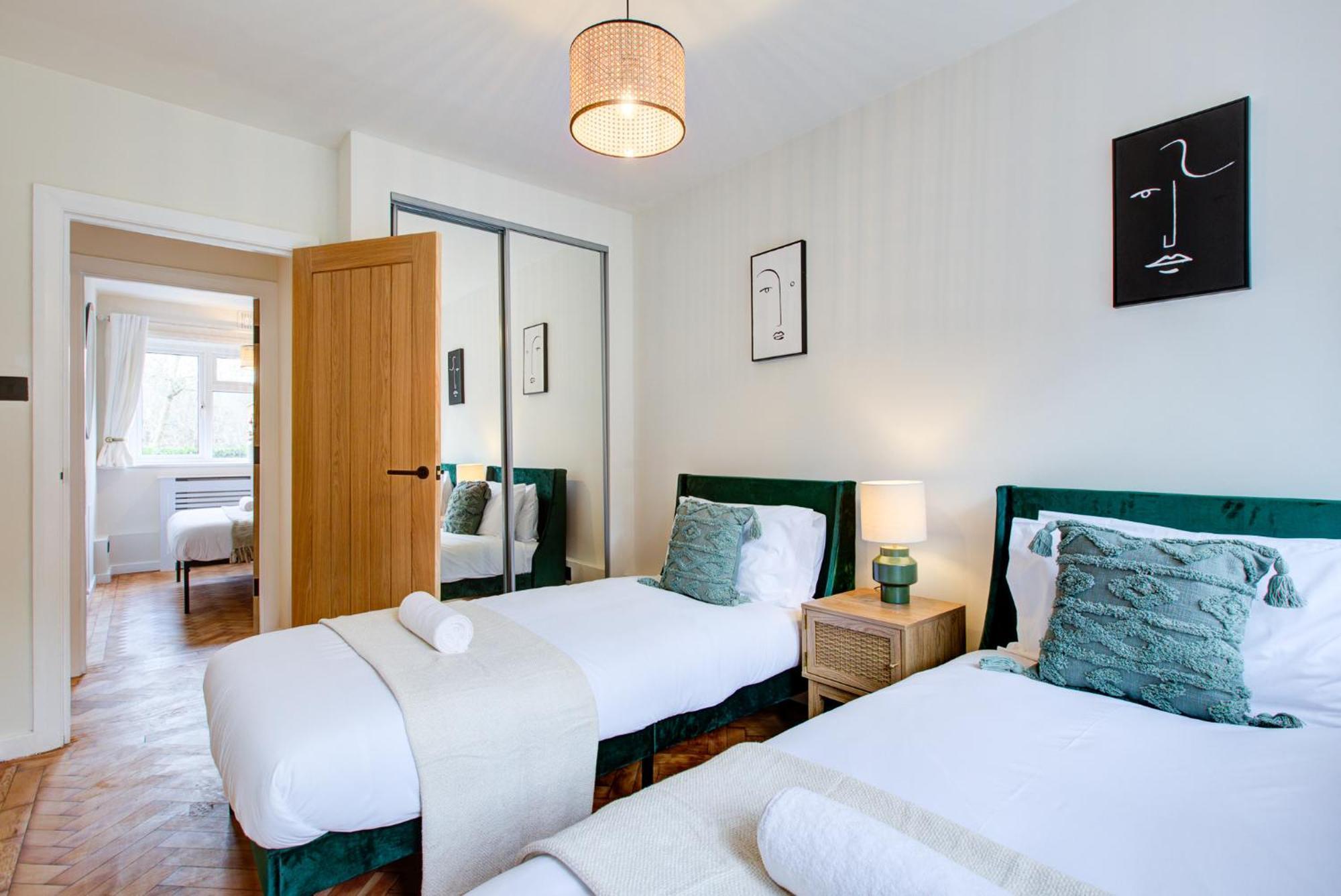 Apartment Artsy Serviced - Highgate *
