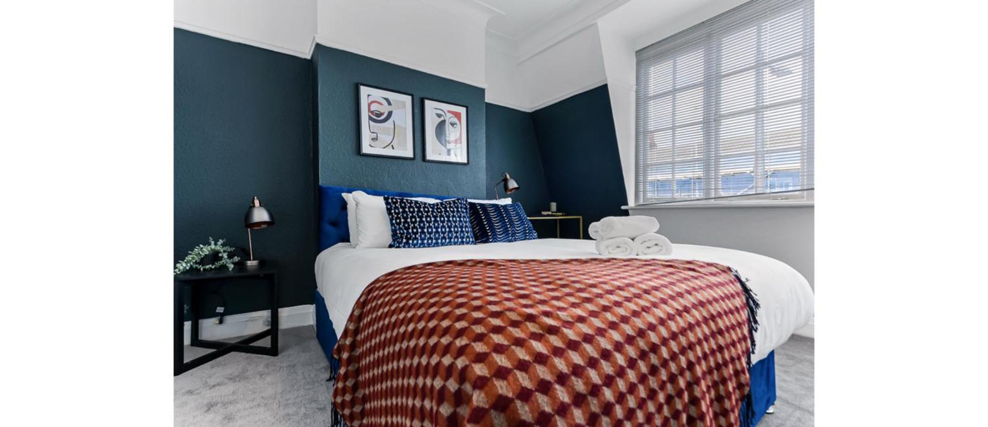 Apartment Stylish Living: 3-bd Close To Everything! London