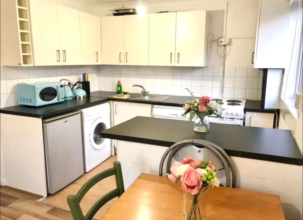 Apartamento 2 Bed Flat Privite In Canada Water *