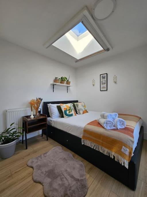 West Kensington Bright Flat London