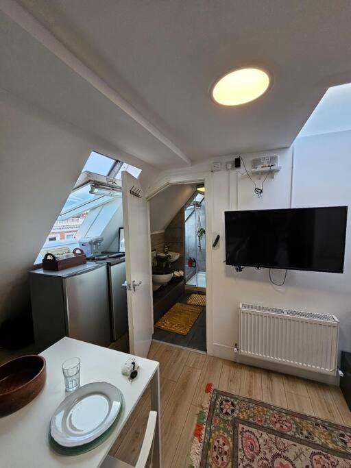 Apartment West Kensington Bright Flat *