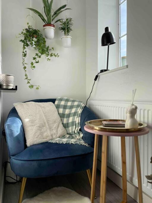 Stylish Putney Village Flat * London