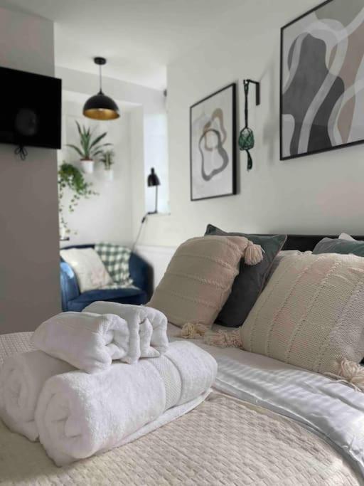 Apartment Stylish Putney Village Flat London