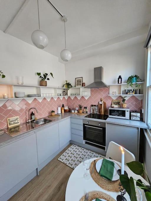 Beautiful And Spacious Flat London