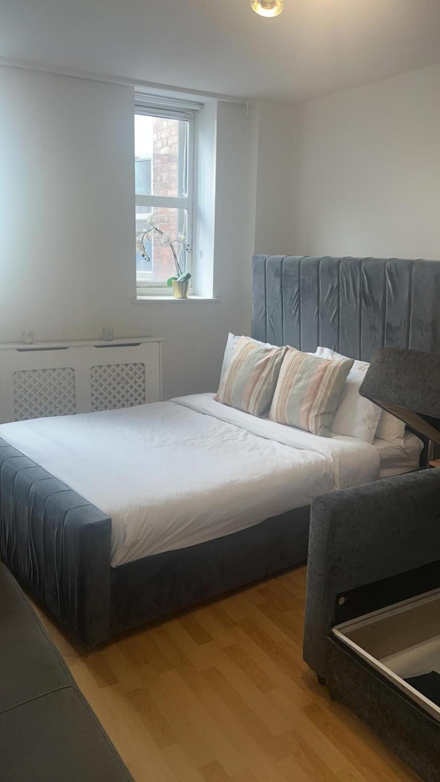 Guest house In Oxford Street *