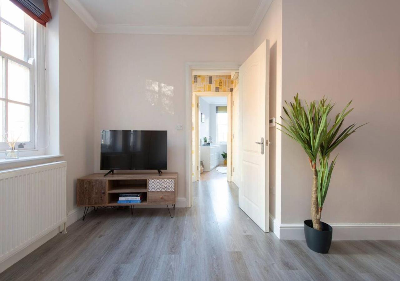 Welcoming And Radiant - One Bedroom In The Heart Of South * Londres