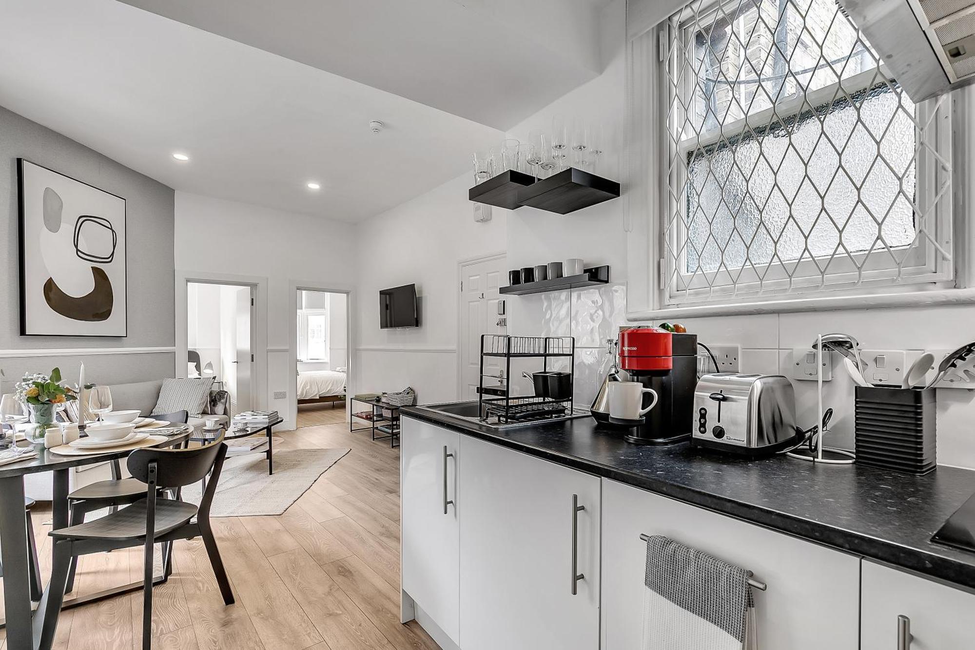 Lovely Kensington Apartment