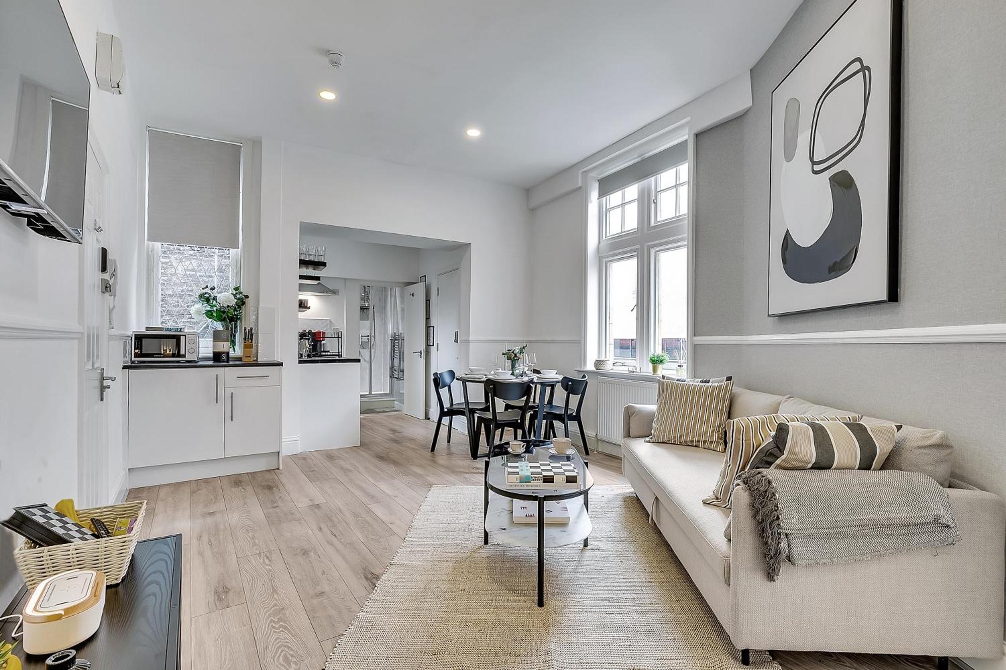Lovely Kensington Apartment London