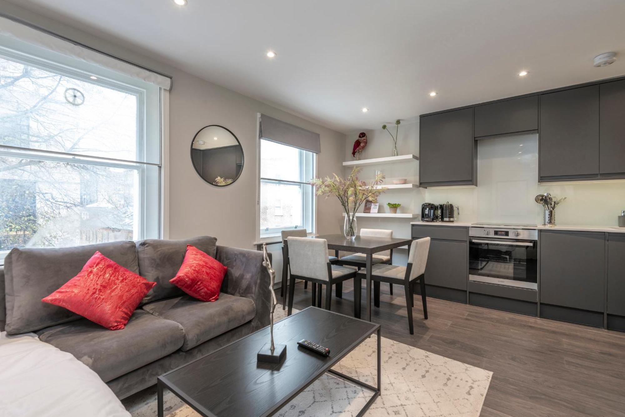 Luxury Georgian House In Marylebone: Modern 1-bed Retreat London