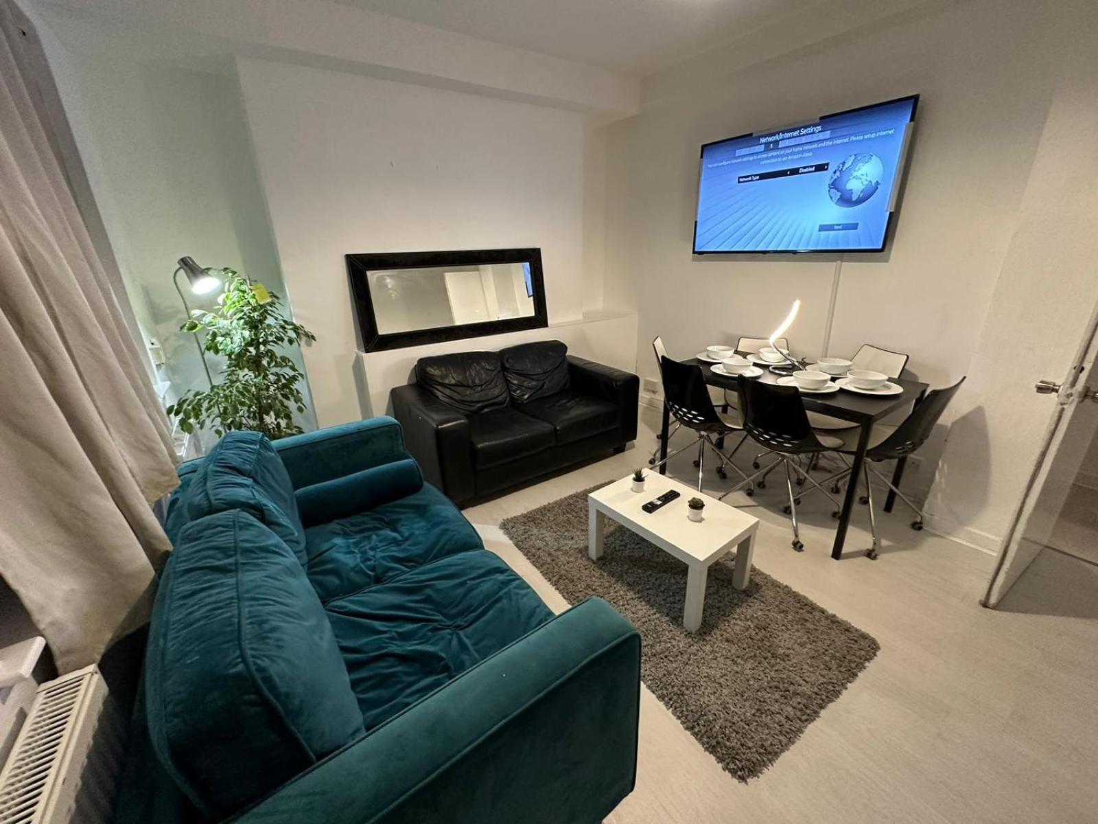 Apartment 3 Bedroom King Cross Station City Centre