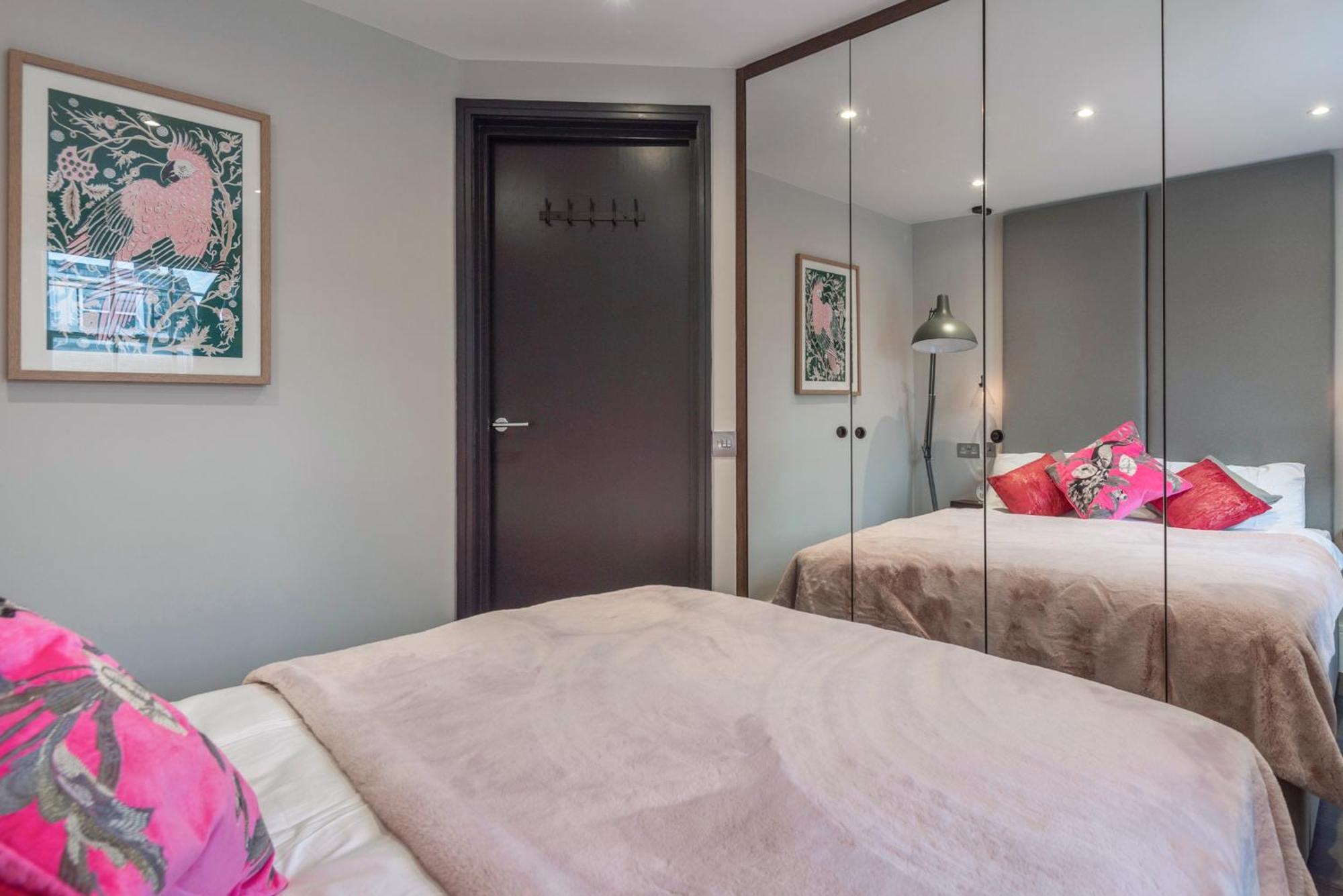 Apartment Luxury Georgian House In Marylebone: Modern 1-bed Retreat London