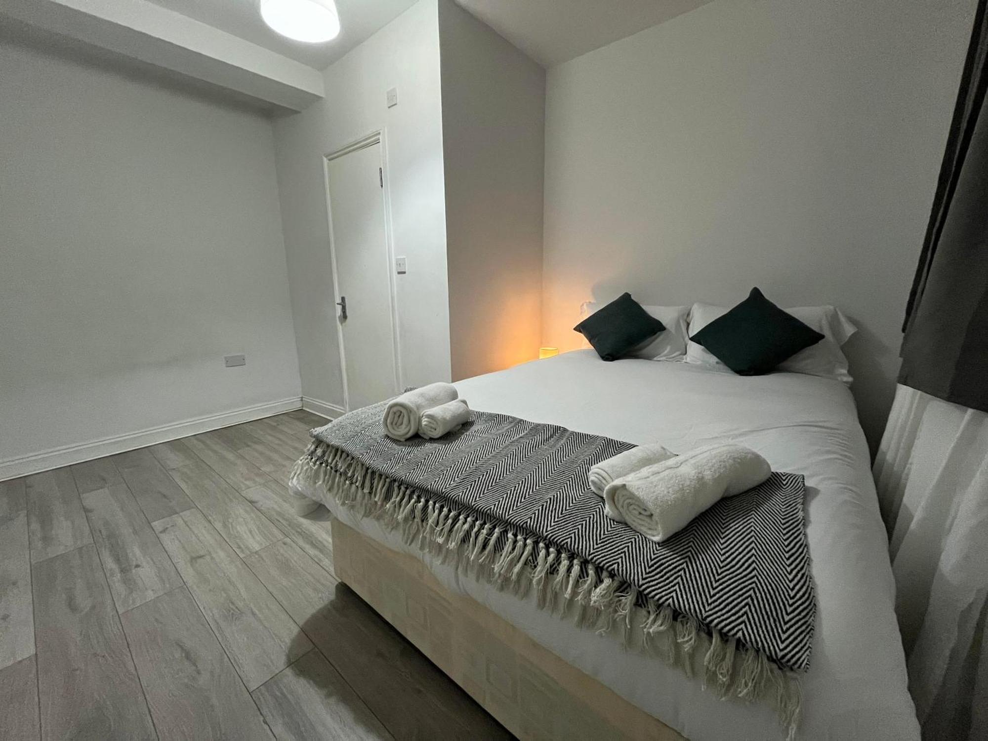 Apartment Near Seven Sisters London