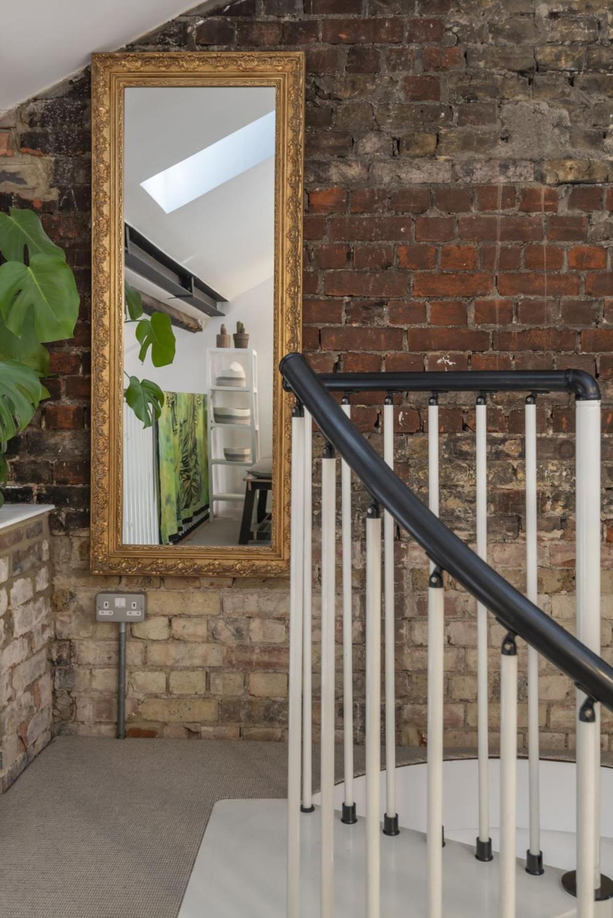 Apartment Heart Of Hackney Cosy 1br Loft Apt. London