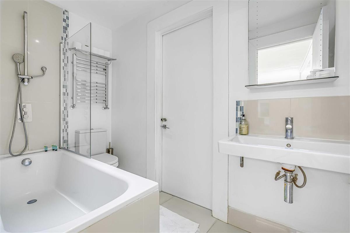Apartment Earls Court Spacious