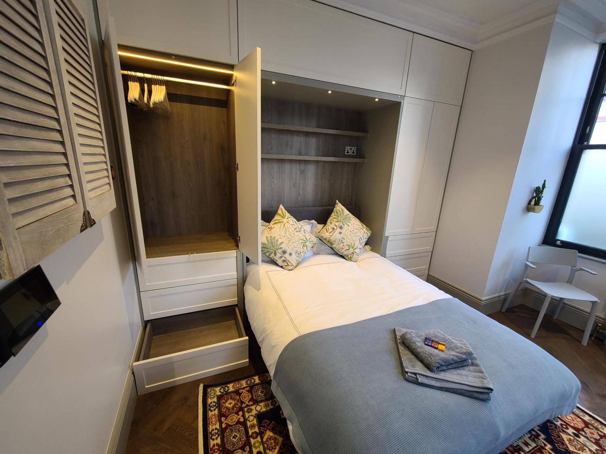 Apartamento Boutique Linden Gardens 1st Floor And Loft