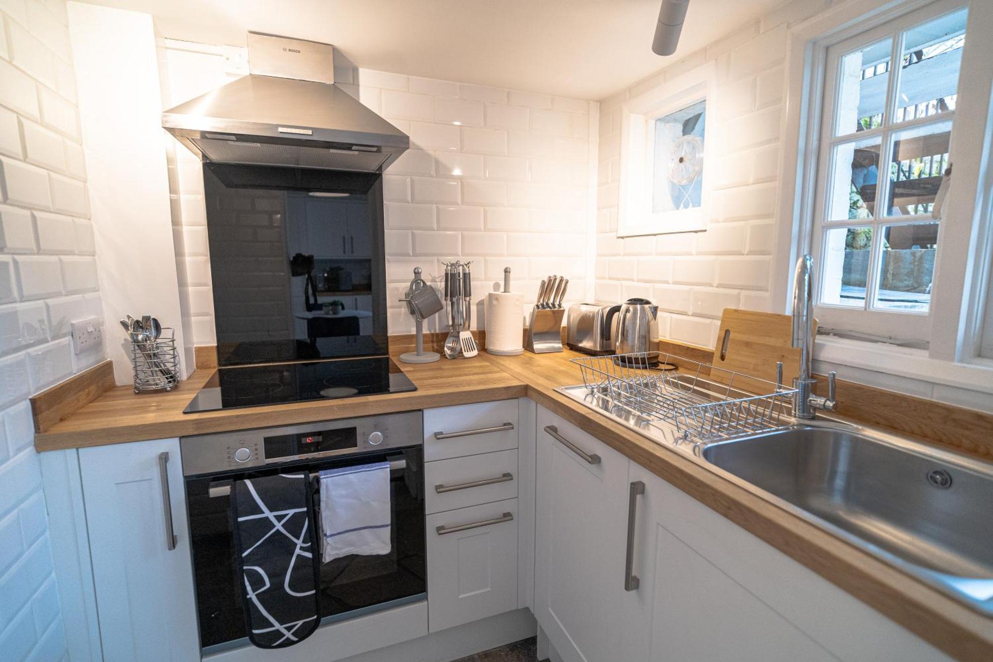 One-bed Flat Angel, Islington *