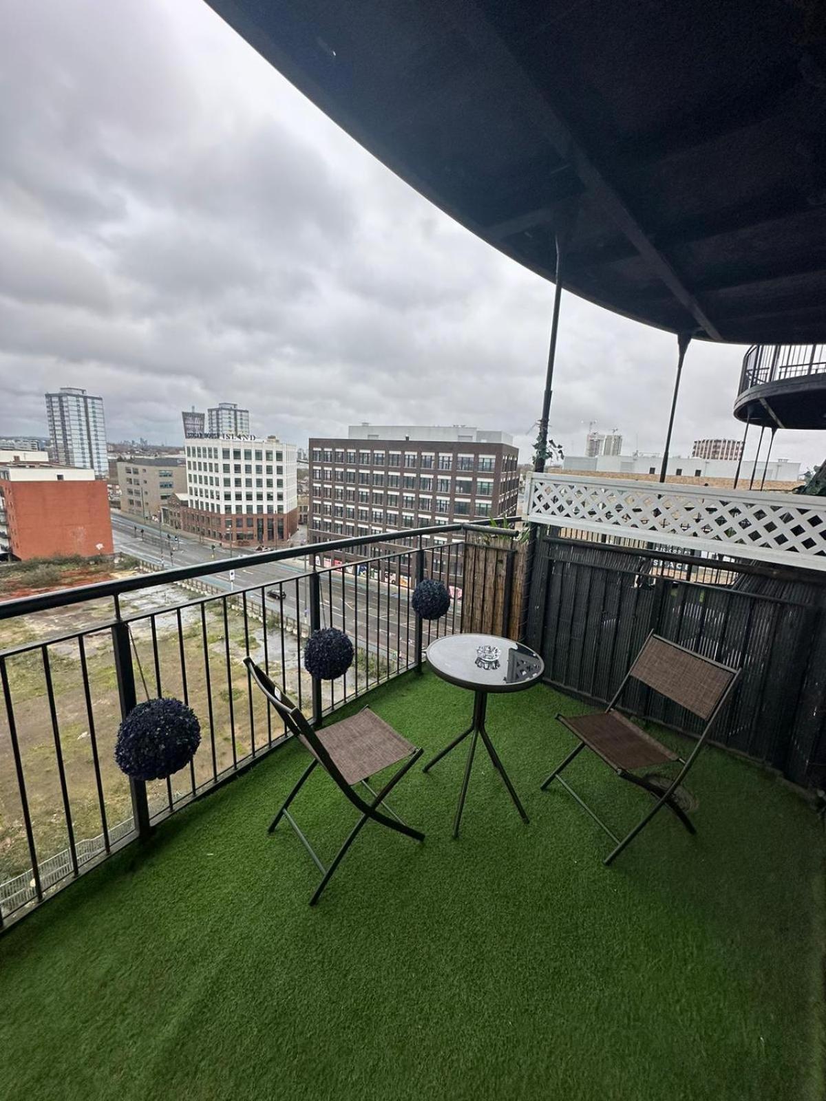 Cozzy Apartment London