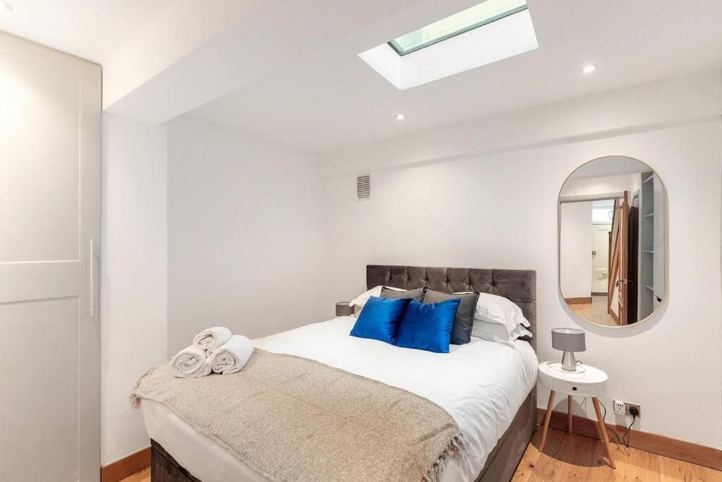 Exceptional Mews House In Chelsea Apartment *