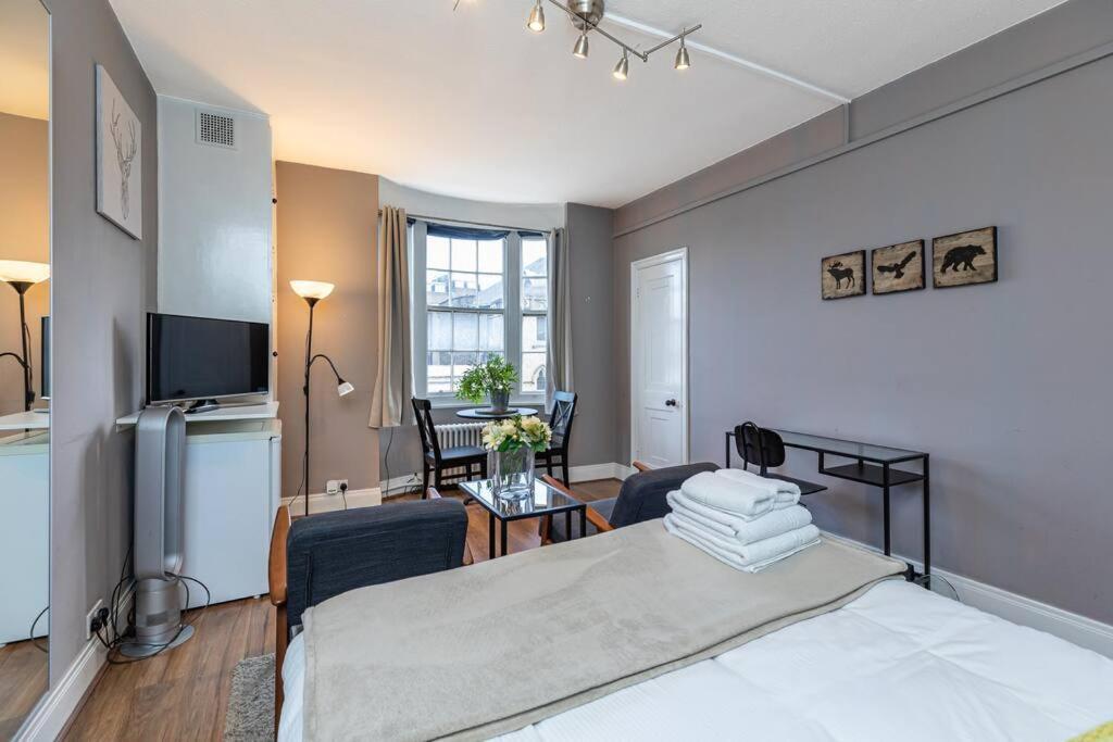 Apartment Modern Next To Hyde Park *